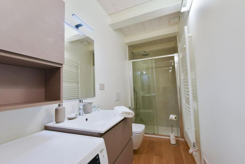 Loft 21 - Lussuoso Ed Elegante A Due Passi Dal Mare Apartment Finale Ligure Ngoại thất bức ảnh