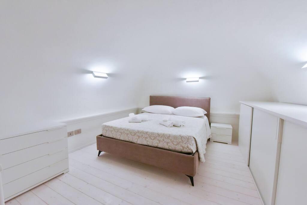 Loft 21 - Lussuoso Ed Elegante A Due Passi Dal Mare Apartment Finale Ligure Ngoại thất bức ảnh